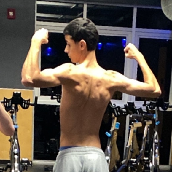 Meet your Posher, Mauro - Picture 1 of 1